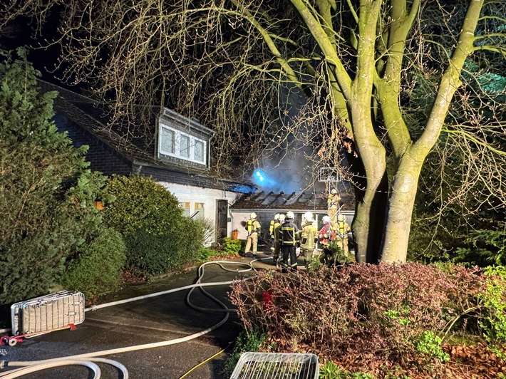 Feuerwehr Kalkar: Garagenbrand in Kalkar