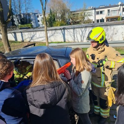 FW Paderborn: Girls'Day bei der Feuerwehr Paderborn - Ein spannender Tag voller neuer Eindrücke
