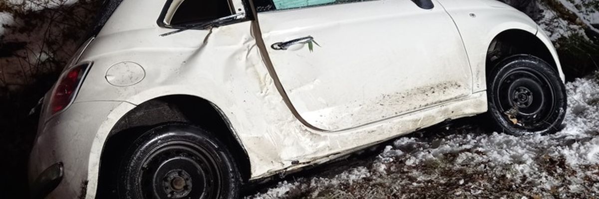 FW-OLL: Verkehrsunfall mit eingeklemmter Person in Achternmeer