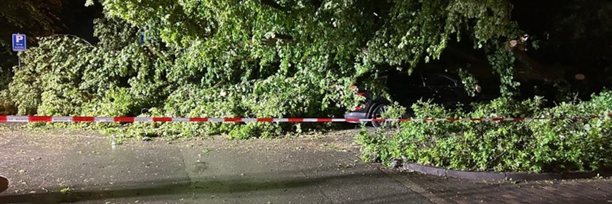 FW Paderborn: Unwetterlage sorgt bei der Feuerwehr Paderborn für ein erhöhtes Einsatzaufkommen