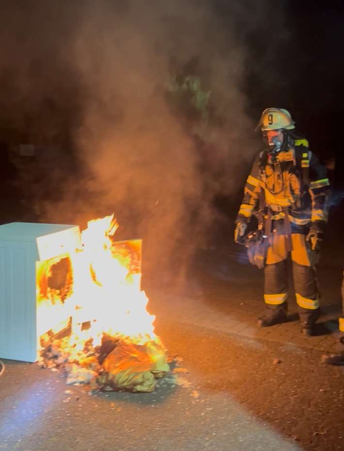 FW-E: Gemeldeter Kellerbrand in Seniorenwohnanlage - keine Verletzten
