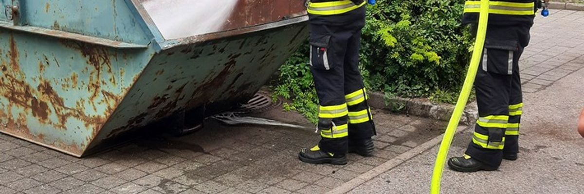 FW-M: Brand an Absauganlage in Metallverarbeitungsbetrieb (Freimann)