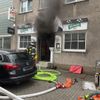 FW-DO: Küchenbrand in Gaststätte - Rettungswagen trifft als erstes Feuerwehrfahrzeug ein - zwei Menschen erleiden bei der Rettung Rauchgasverletzungen
