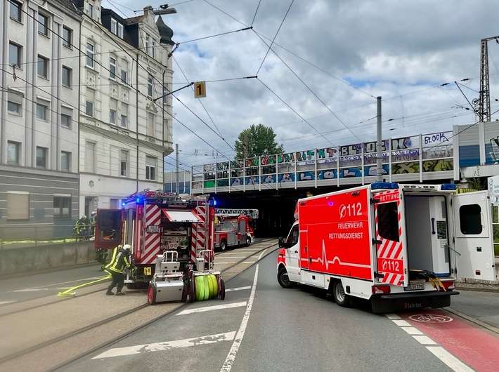 FW-BO: Rauchentwicklung in Wohnung an der Dorstener Straße - Bewohnerin vorsorglich ins Krankenhaus gebracht