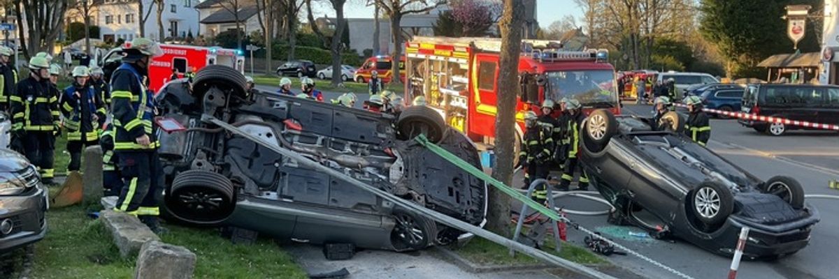 FW-DO: PKW-Unfall mit zwei verletzten Personen