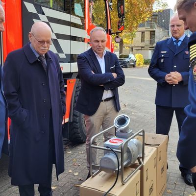 FW-HB: Dank Förderung: Spezialpumpen für die Freiwilligen Feuerwehren
