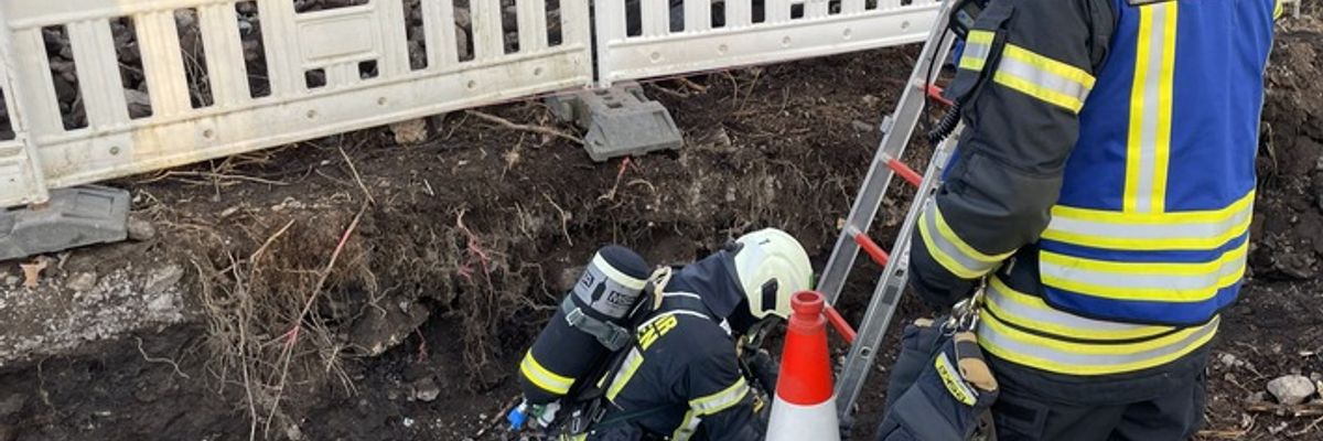 FW Dinslaken: Feuerwehr kontrolliert Bunker