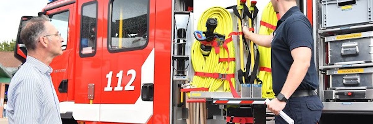 FW Heide: Neues Löschfahrzeug für die Freiwillige Feuerwehr Heide-Stadt in Dienst gestellt