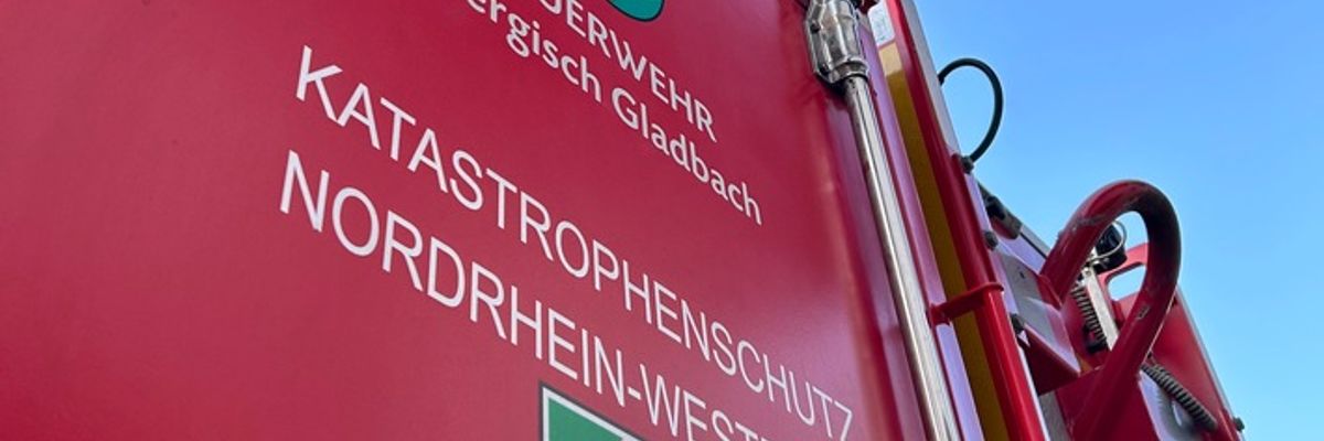FW-GL: Feuerwehr Bergisch Gladbach unterstützt Waldbrandeinsatz in Hürtgenwald