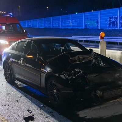 FW-MK: Verkehrsunfall auf der BAB 46