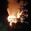 FW Ratingen: Carportbrand in Ratingen-Lintorf