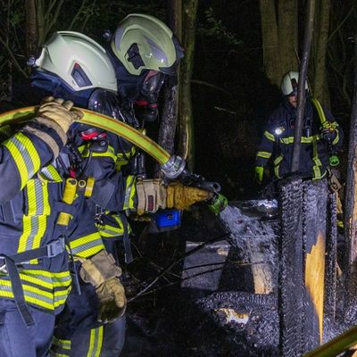 FW-MK: Feuer in einem Waldstück am Duloh