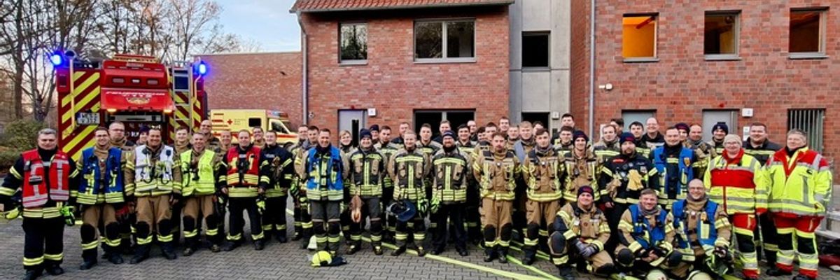 FW Hünxe: Feuerwehren aus Hamminkeln, Hünxe und Voerde trainieren gemeinsam in Münster