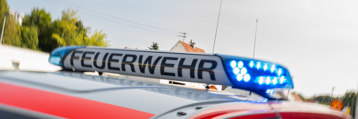 FW Xanten: Gemeldeter Dachstuhlbrand am Marktplatz in Xanten