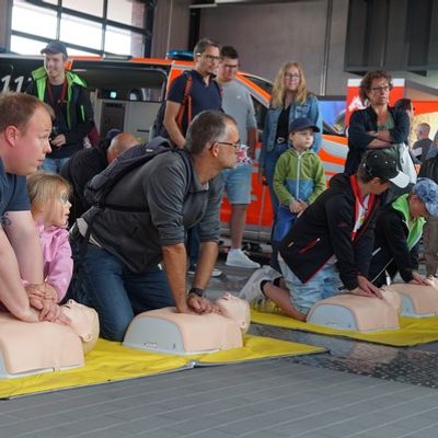 FW Stuttgart: Feuerwehr Stuttgart begrüßt über 10.000 Gäste beim Tag der offenen Tür