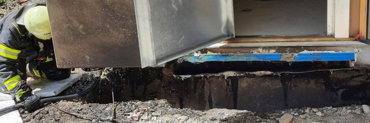 FW-M: Beherztes Eingreifen verhindert Brandausbreitung (Hasenbergl)