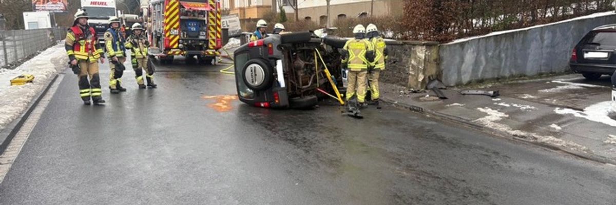 FW-PL: Verkehrsunfall und Heimrauchmelder in Holthausen