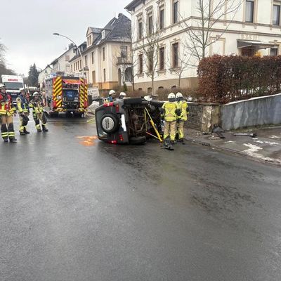 FW-PL: Verkehrsunfall und Heimrauchmelder in Holthausen