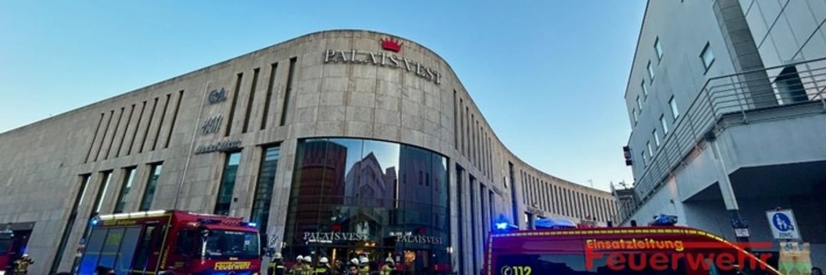 FW-RE: Brand im Palais Vest in der Recklinghäuser Innenstadt - keine Verletzten