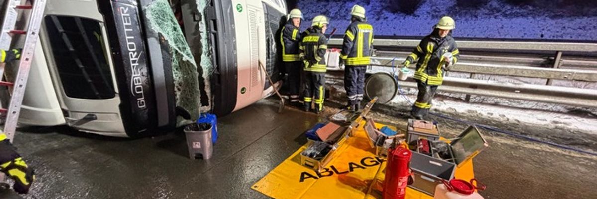 FW-ROW: Sattelzug verunfallt auf A1
