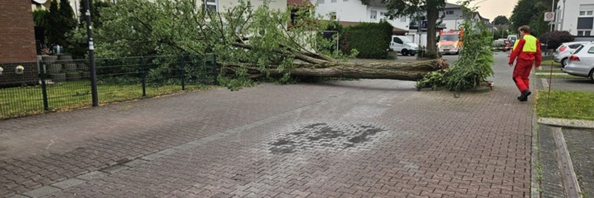 FW Paderborn: Gemeldete Unwetterlage am "Tag des Handwerks" des Liborifestes