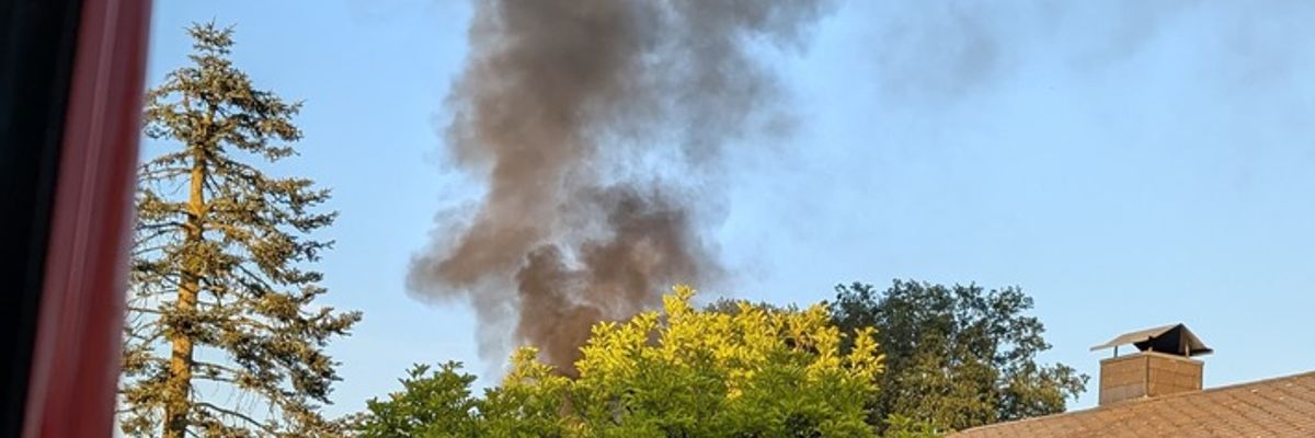 FW Gronau: Feuer an einer Überdachung an der Klostermaate