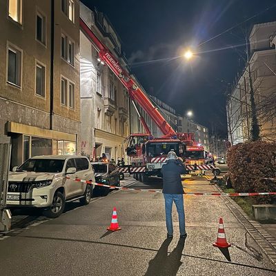 FW-M: Schweres Heben auf engem Raum (Schwanthalerhöhe)