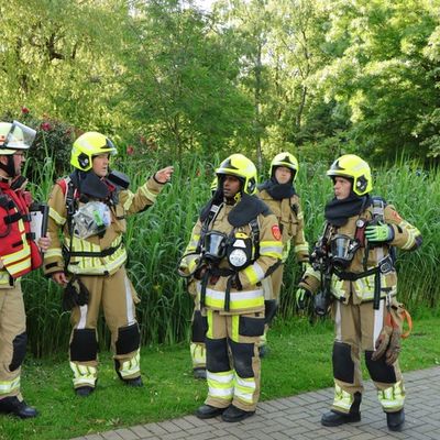 FW-KLE: "Grenzenloses Wasser" - Deutsch-niederländische Feuerwehrübung im Tiergarten Kleve stärkt Zusammenarbeit über Ländergrenzen hinweg
