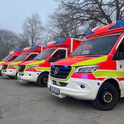 FW Horn-Bad Meinberg: CO2-Austritt verletzt fünf Personen - zwei bewusstlose Personen durch Feuerwehr gerettet - komplexer Einsatz dauert 15 Stunden