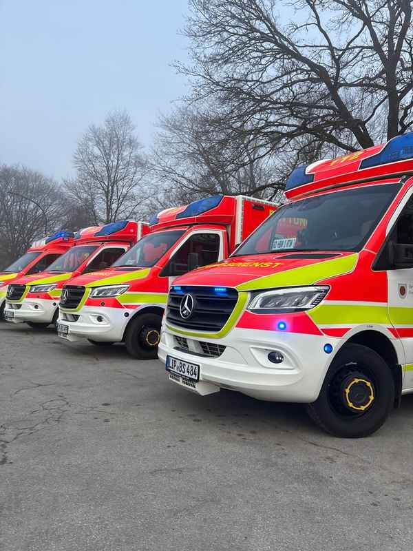 FW Horn-Bad Meinberg: CO2-Austritt verletzt fünf Personen - zwei bewusstlose Personen durch Feuerwehr gerettet - komplexer Einsatz dauert 15 Stunden