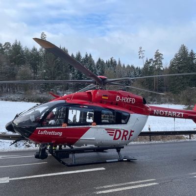 KFV-CW: Schwerer Verkehrsunfall auf der L 361 bei Nagold - Rettungshubschrauber bringt Schwerverletzten ins Krankenhaus