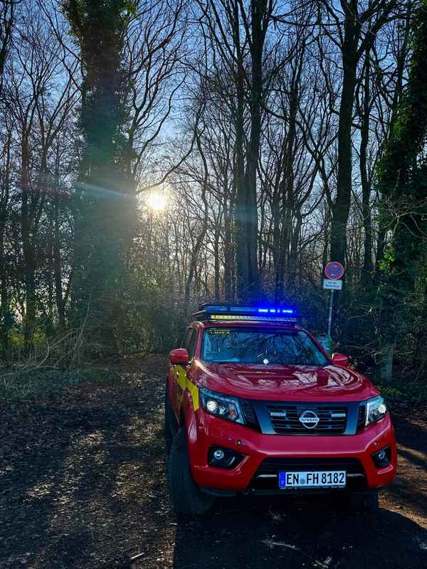 FW-EN: Waldrettung und erneuter Brandmeldealarm - Mehrere Einsätze für die Feuerwehr am Sonntag und Montag