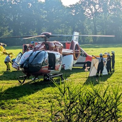 FW-KLE: Schwerer Verkehrsunfall zwischen Linienbus und Pkw auf der B 57 - BMW-Fahrer schwer verletzt