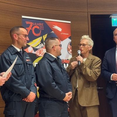Feuerwehr MTK: Hattersheimer Kampagne "Bist Du bereit für den Notfall?" erhält den Hessischen Feuerwehrpreis 2025