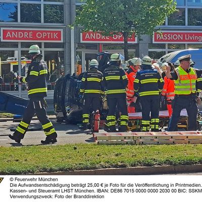 FW-M: Unfall mit mehreren Verletzten (Waldtrudering)