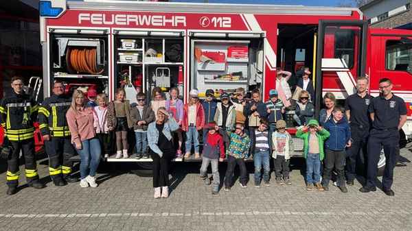 FW-KLE: Wenn die Feuerwehr die Angst nimmt - Brandschutzerziehung für Kinder in Bedburg-Hau
