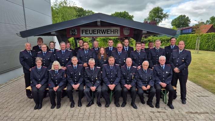 FW-AUR: Große Festivitäten würdigen neun Jahrzehnte Brockzeteler Feuerwehrgeschichte