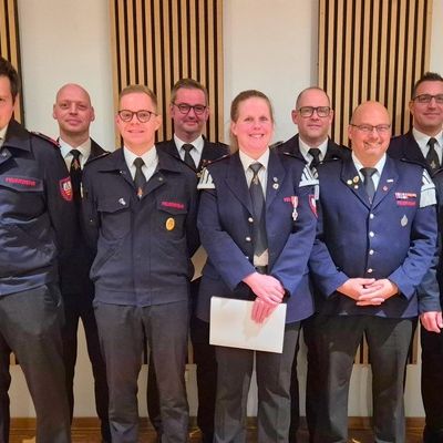 FW Ense: Jahresdienstbesprechung der Gesamtwehr in Ense-Bremen /Einsatzaufkommen auf Vorjahres-Niveau