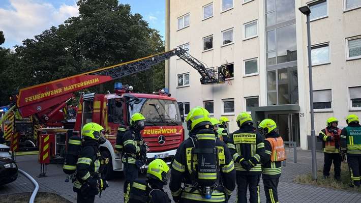 Feuerwehr MTK: Drei Einsätze am Dienstag - Schlimmeres bei Küchenbrand verhindert