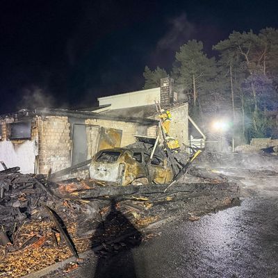 FW Osterholz-Scharm.: Gebäudebrand