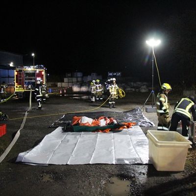 FW Mechernich: Übung des ABC-Zuges - Realistisches Einsatzszenario in Mechernich-Satzvey