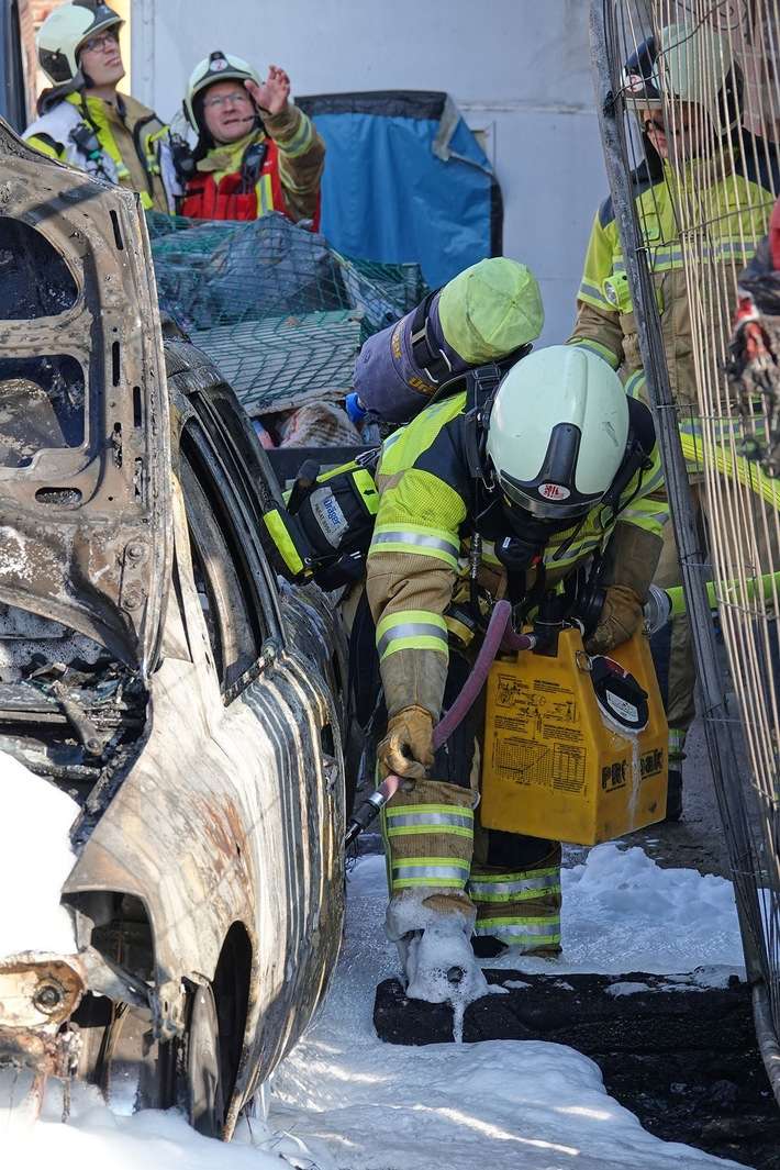 FW Dresden: Informationen zum Einsatzgeschehen von Feuerwehr und Rettungsdienst in der Landeshauptstadt Dresden vom 23. März 2026