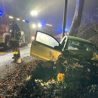 FW-EN: Schwerer Verkehrsunfall auf der Haßlinghauser Straße gefolgt von weiterem Unfall auf der Bochumer Straße