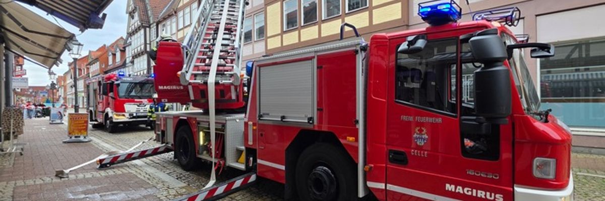 FW Celle: Rauchentwicklung in der Altstadt von Celle