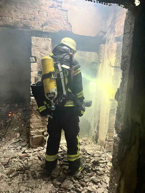 FW-Schermbeck: Starke Verrauchung in einem leerstehenden Gebäude