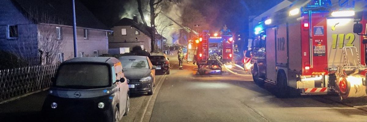 FW-DO: Brechten - Haus in Vollbrand