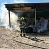 FW-NE: Feuer in Gewerbebetrieb | Anbau brannte in voller Ausdehnung | Keine Verletzten