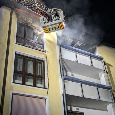 FW-M: Zimmerbrand mit Menschenrettung (Fürstenried)