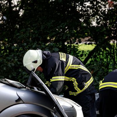 FW-MK: Motorradfahrer bei Verkehrsunfall lebensgefährlich verletzt