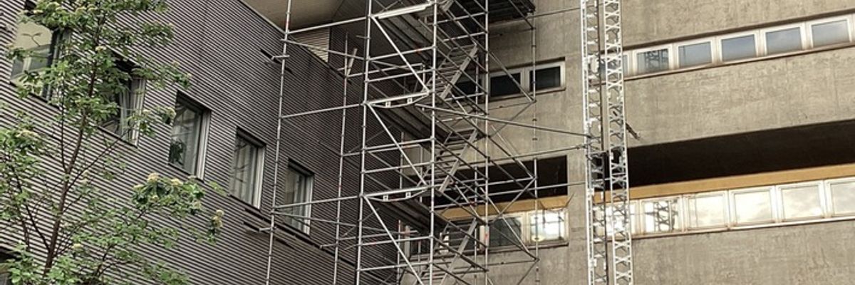 FW-M: Brand auf Baustelle am Klinikum Großhadern (Großhadern)